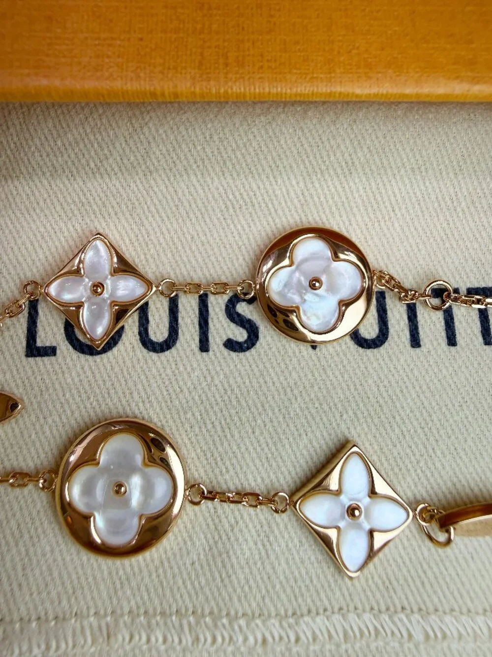 Louis Vuitton Color Blossom Bracelet, Pink Gold Tone, White Mother-of-Pearl